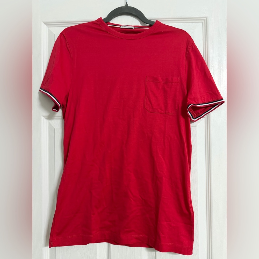 Moncler EUC Red T-Shirt Sz M